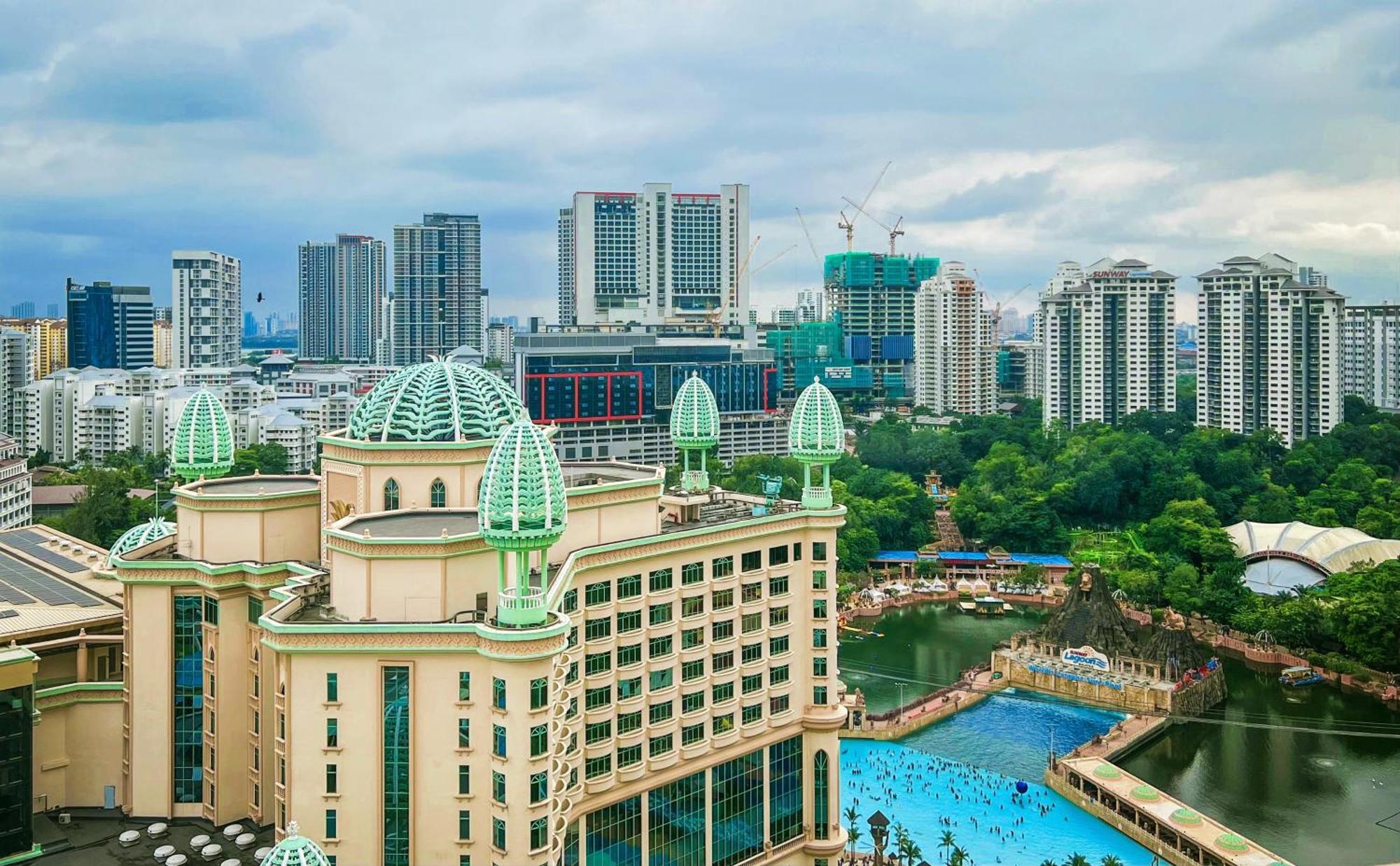 Resort Suites At Bandar Sunway Petaling Jaya Buitenkant foto